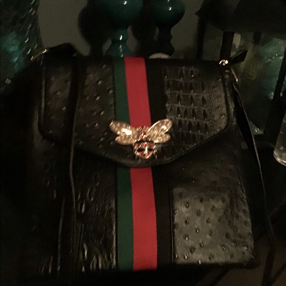 Women’s cross body bag